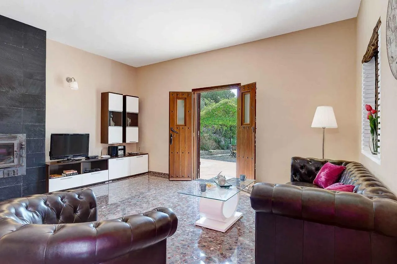 Villa Lizar Фрихилиана Испания
